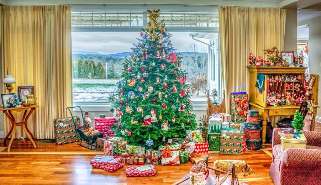 Festive Occasions Christmas decoration in Dubai — signature villa scheme