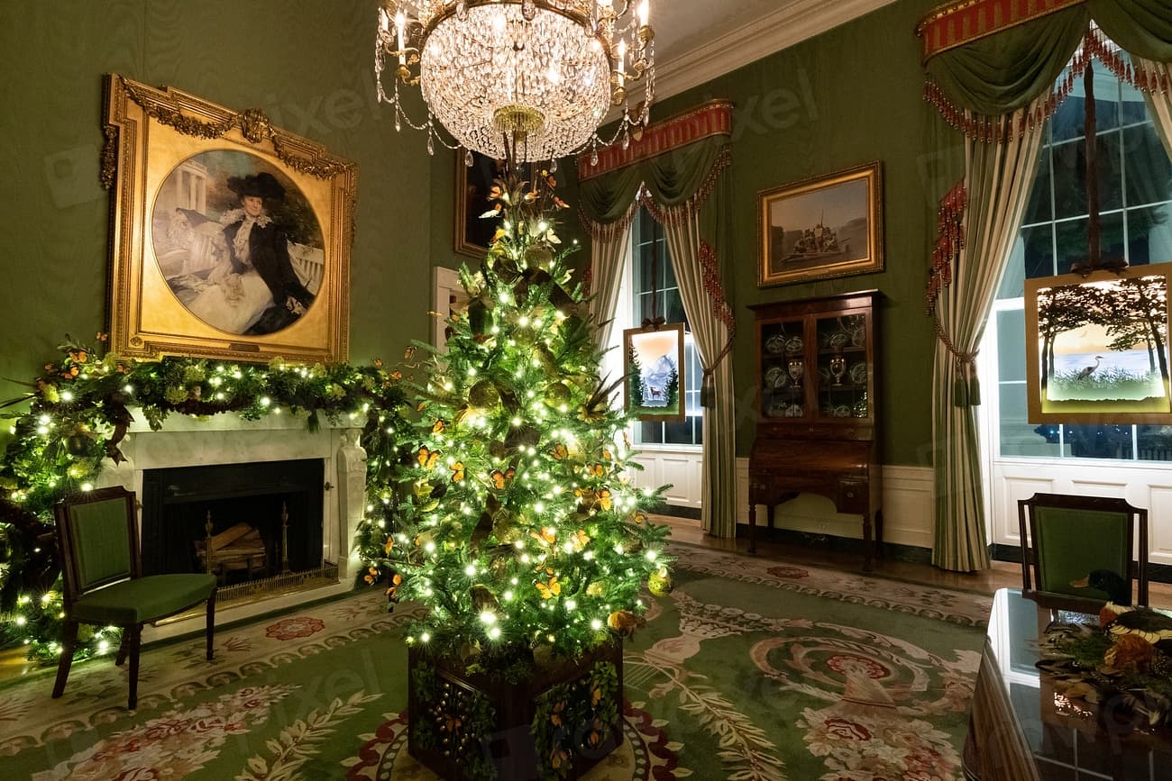 Christmas decoration in Dubai by Festive Occasions — styled living space